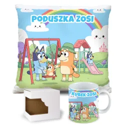 KUBEK + PODUSZKA zestaw z Bluvi i Rodzinką – Personalizowany Prezent Dla Dziecka