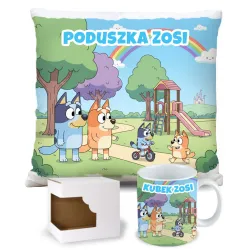 KUBEK + PODUSZKA zestaw z Bluvi i Rodzinką – Personalizowany Prezent Dla Dziecka