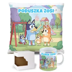 KUBEK + PODUSZKA zestaw z Bluvi i Rodzinką – Personalizowany Prezent Dla Dziecka