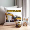 Zestaw Prezentowy Poduszka + Kubek z Żółtą Koparką Prezent dla Chłopca